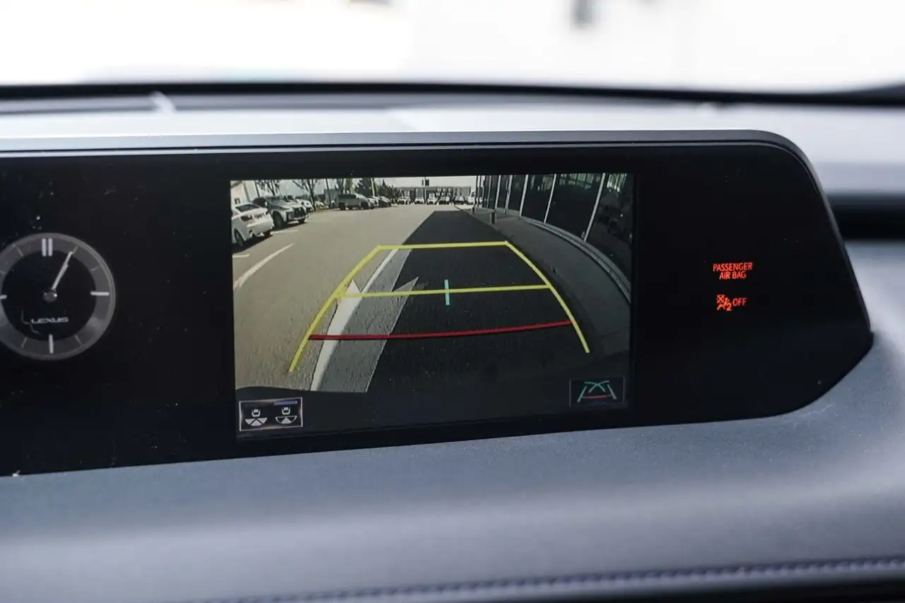 Lexus UX - Image 25