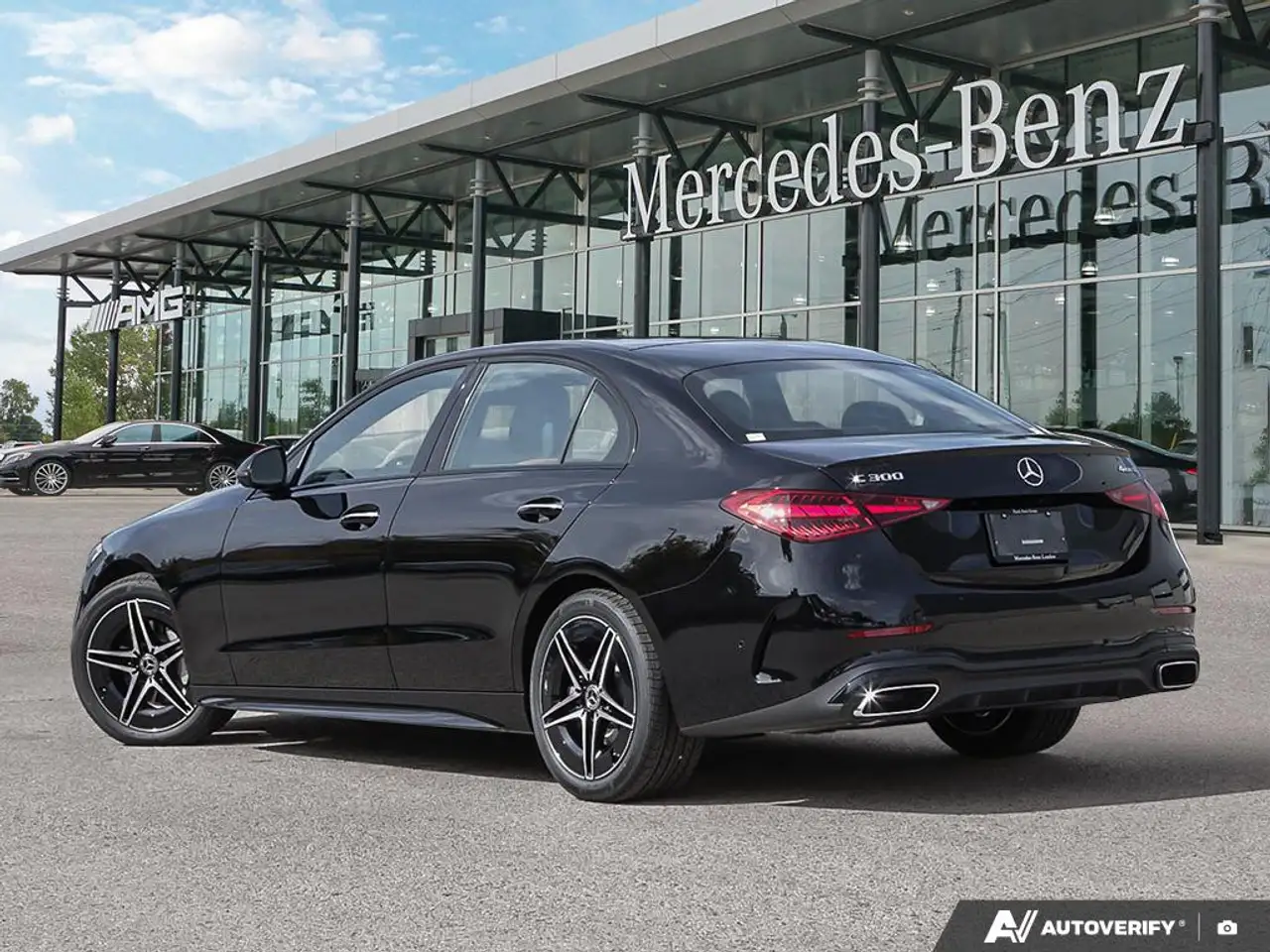 Mercedes-Benz C-Class - Image 4