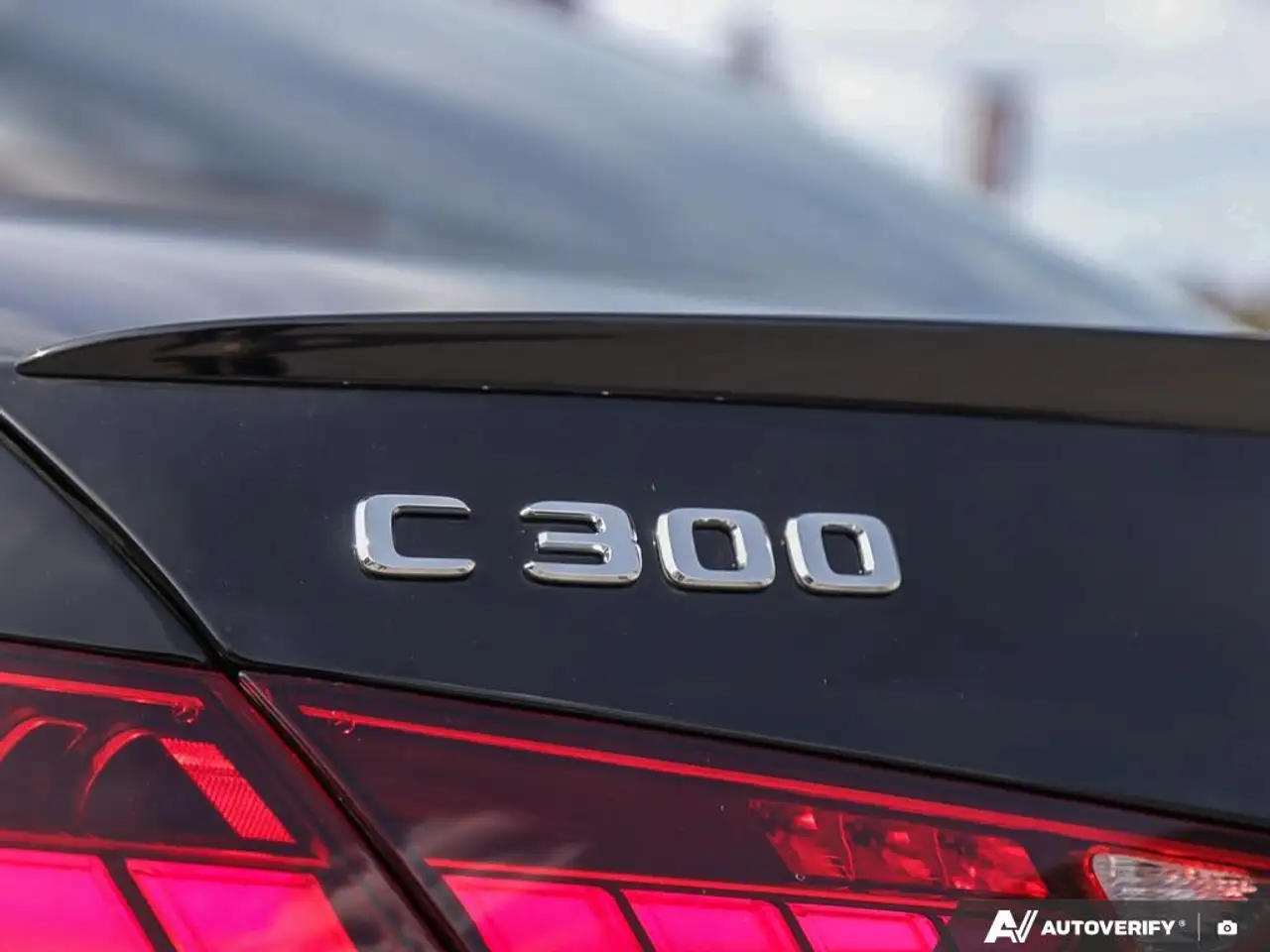 Mercedes-Benz C-Class - Image 12