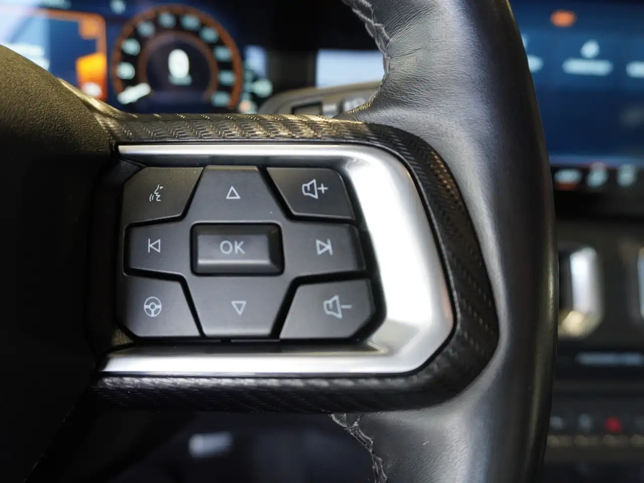 Ford Mustang - Image 18