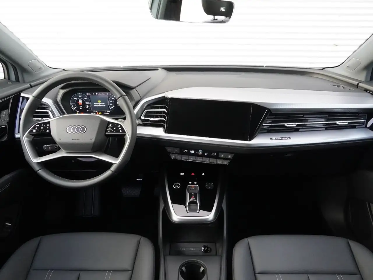 Audi Q4 e-tron - Image 12