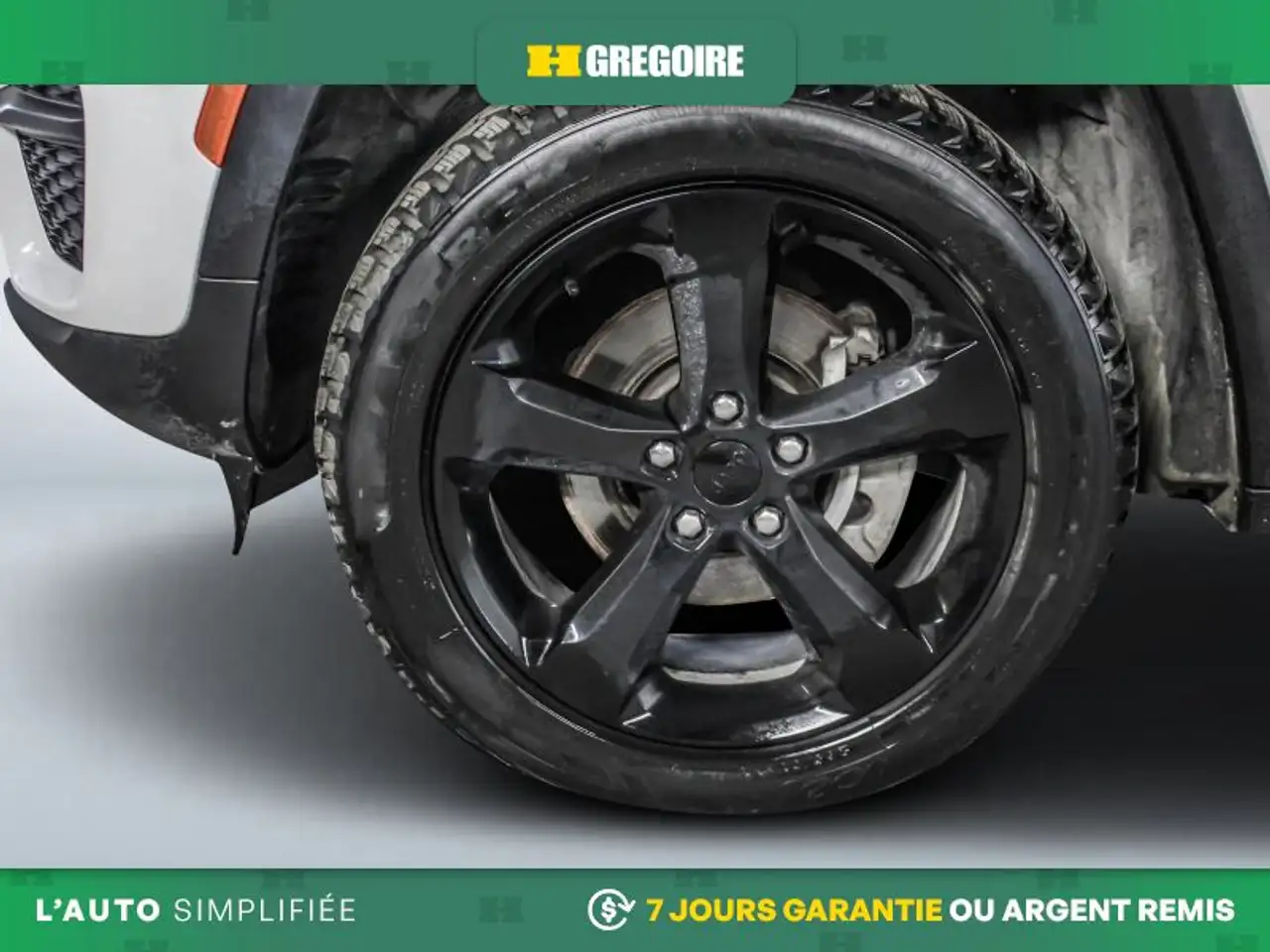 Jeep Grand Cherokee - Image 22