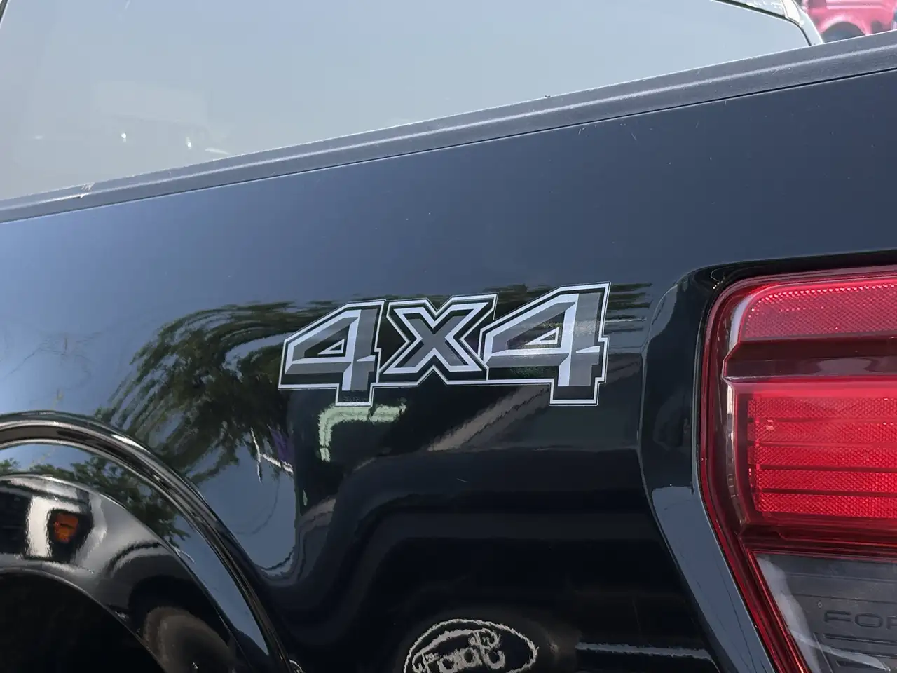 Ford F-150 - Image 11