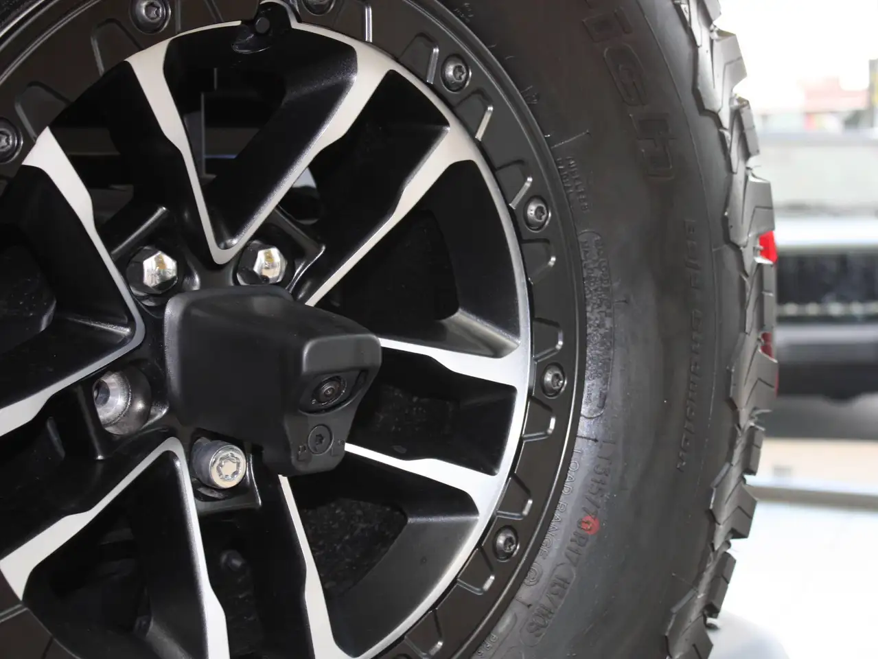 Jeep Wrangler - Image 3