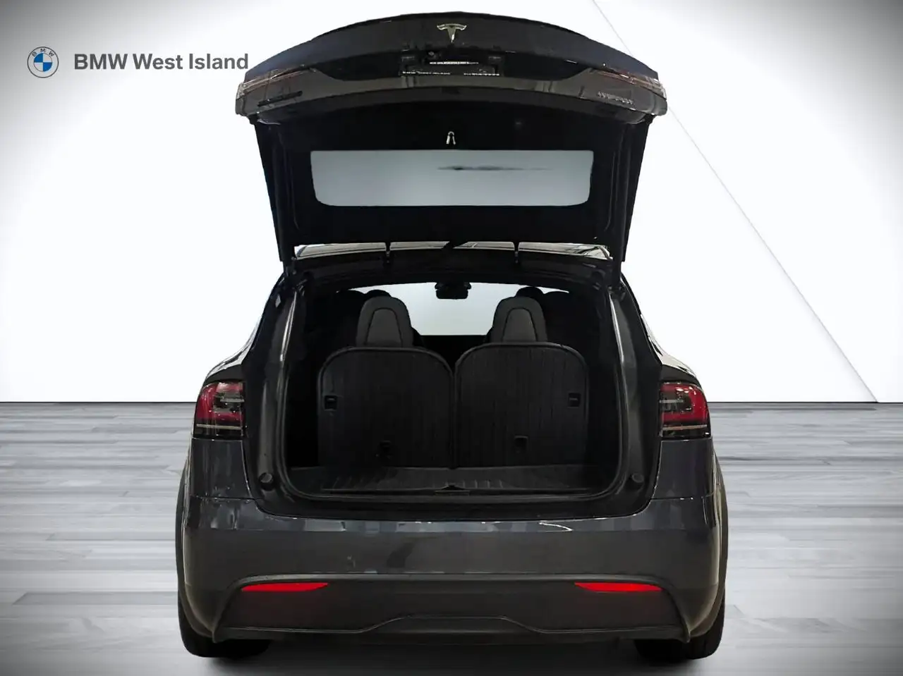 Tesla Model X - Image 7