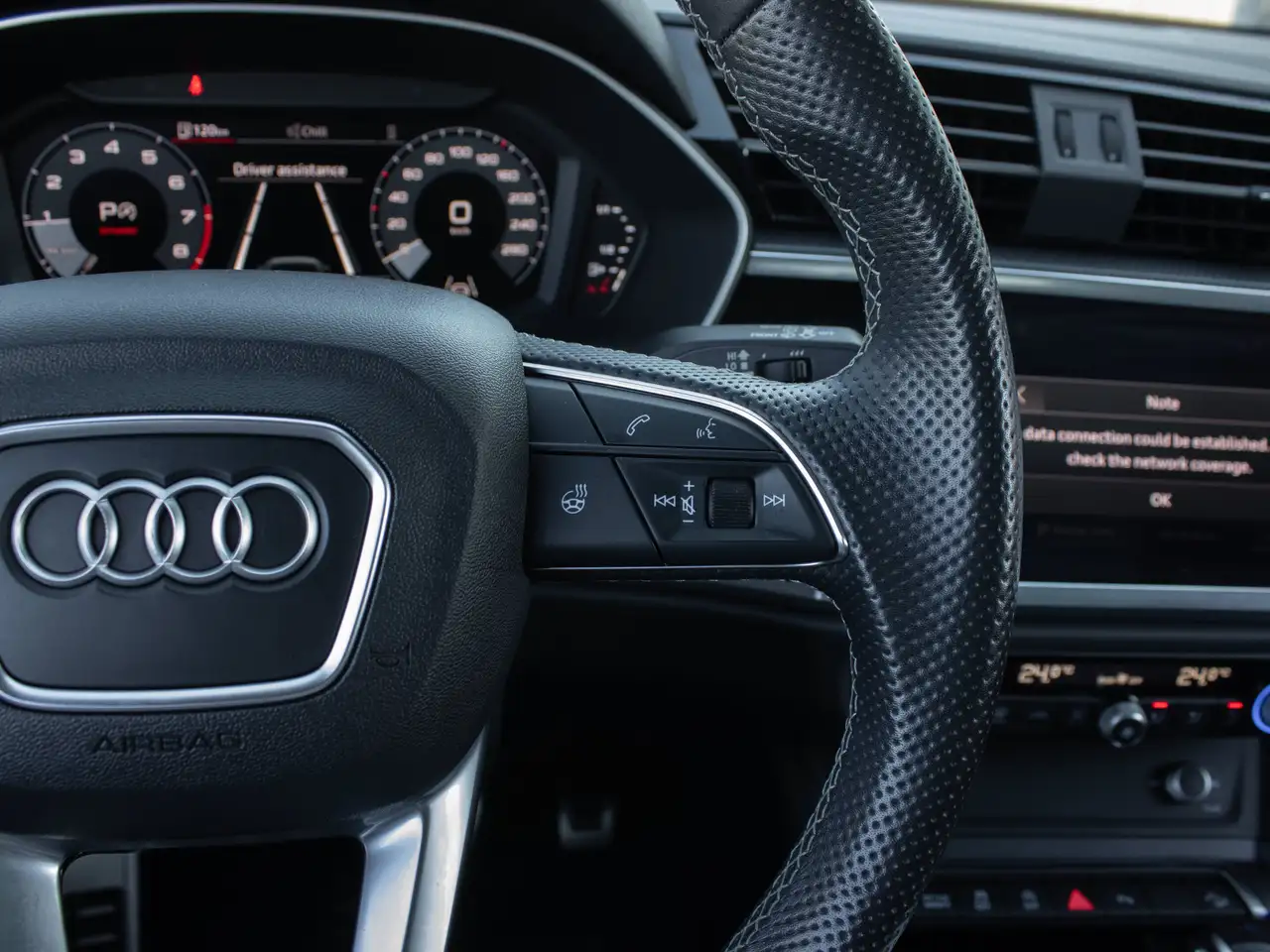 Audi Q3 - Image 26