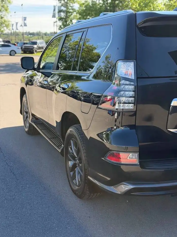 Lexus GX - Image 10