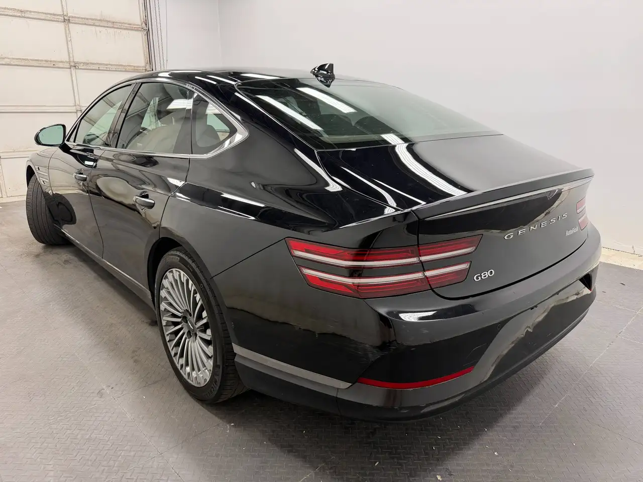 Mercedes-Benz EQE - Image 5
