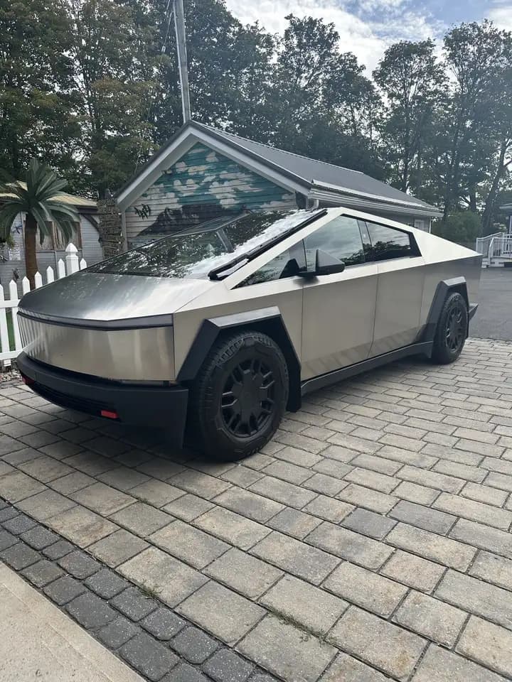 Tesla Cybertruck