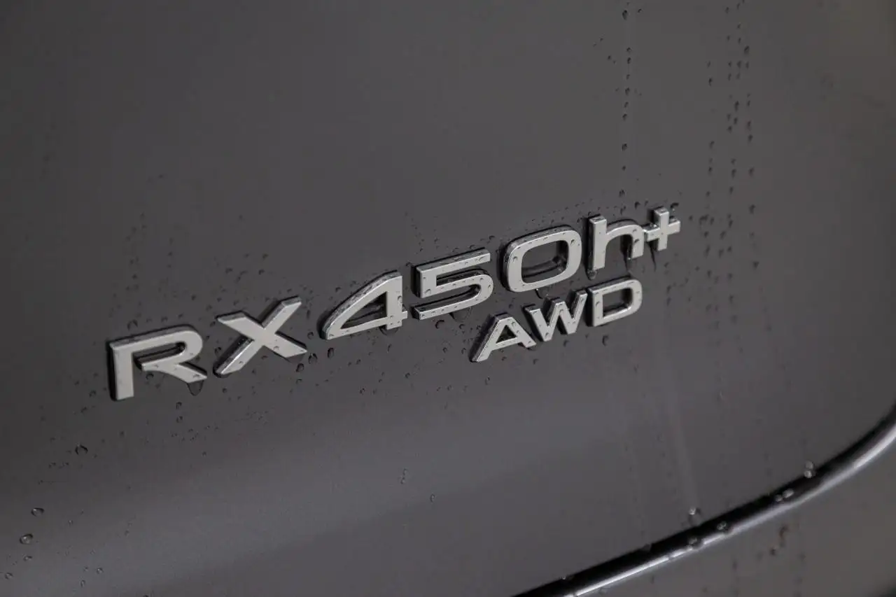 Lexus RX 450h - Image 7