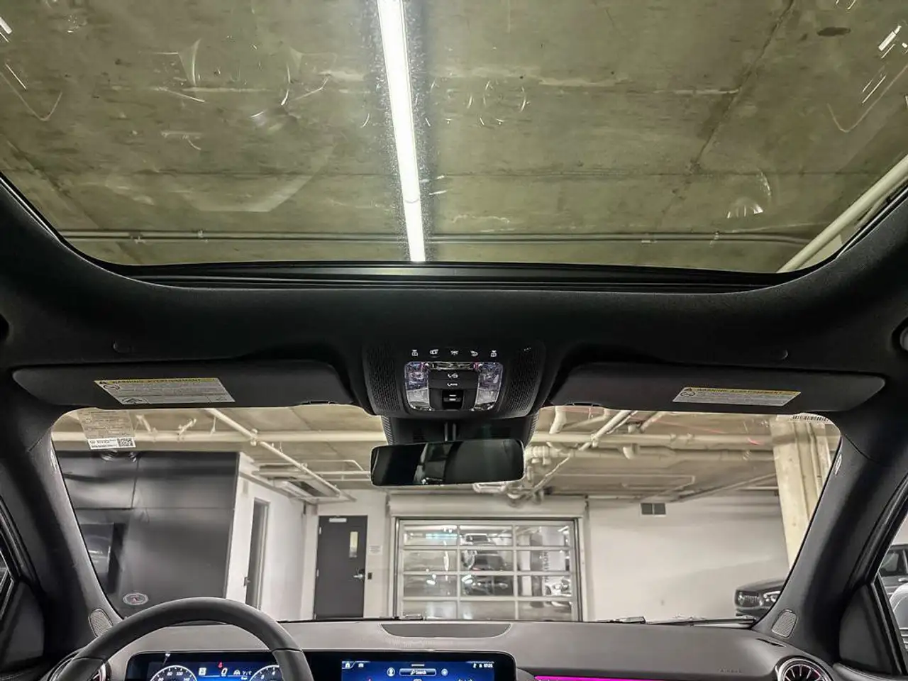 Mercedes-Benz GLA - Image 23