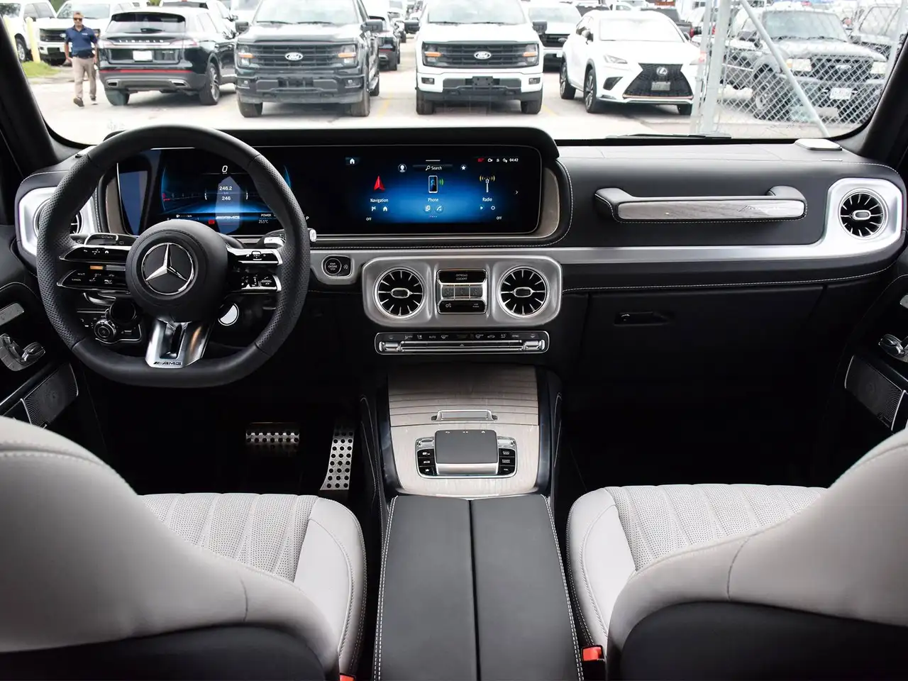 Mercedes-Benz G-Class - Image 17