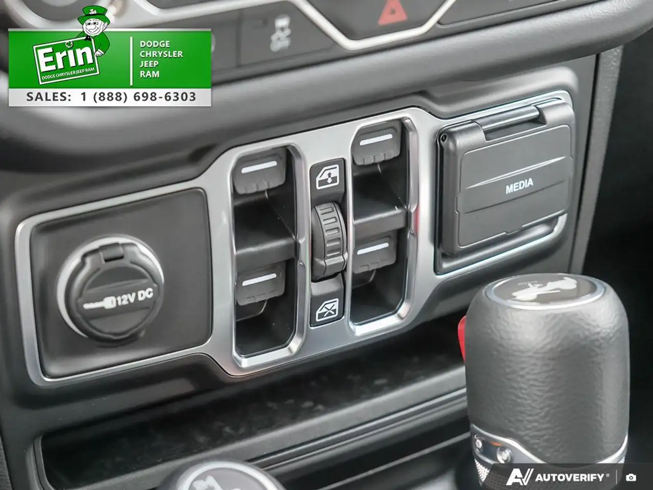 Jeep Wrangler - Image 20