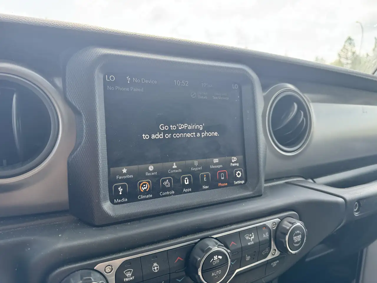 Jeep Wrangler - Image 17