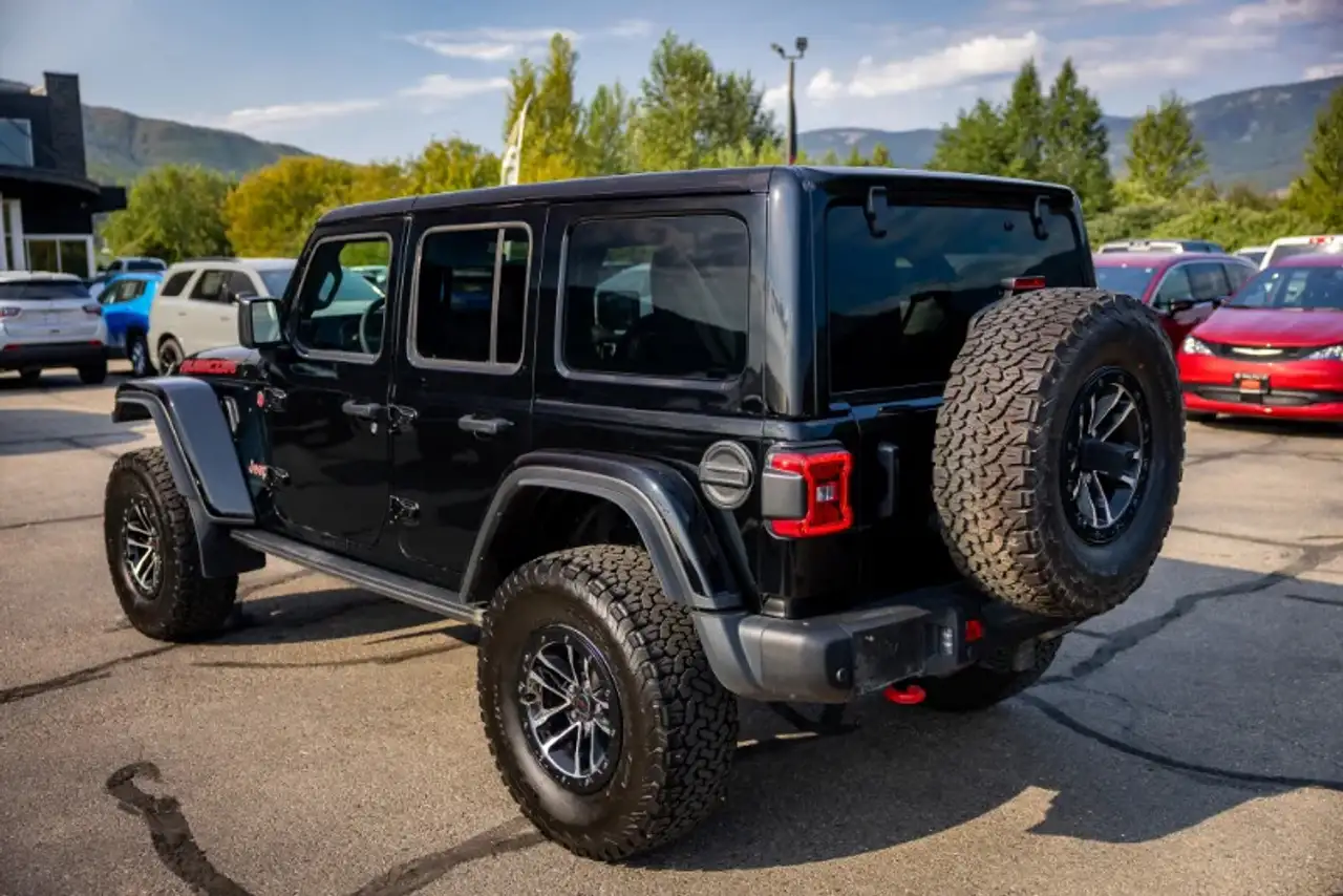 Jeep Wrangler - Image 23