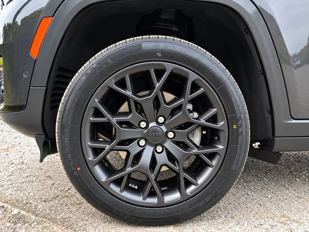 Jeep Grand Cherokee - Image 34