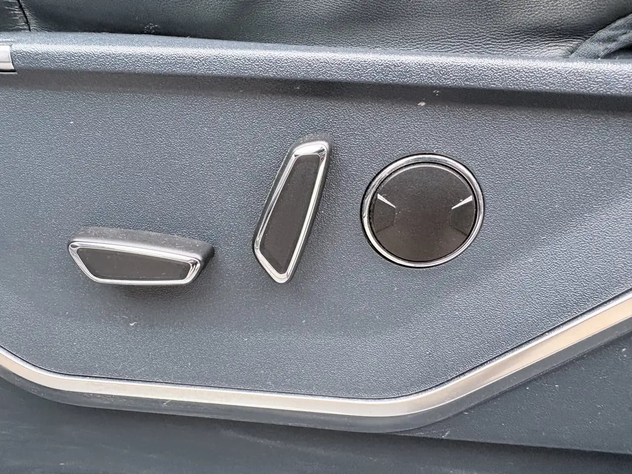 Ford F-150 - Image 11