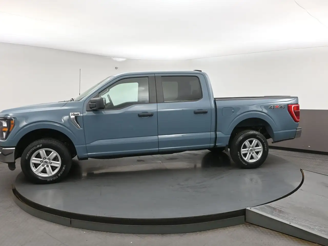 Ford F-150 - Image 33