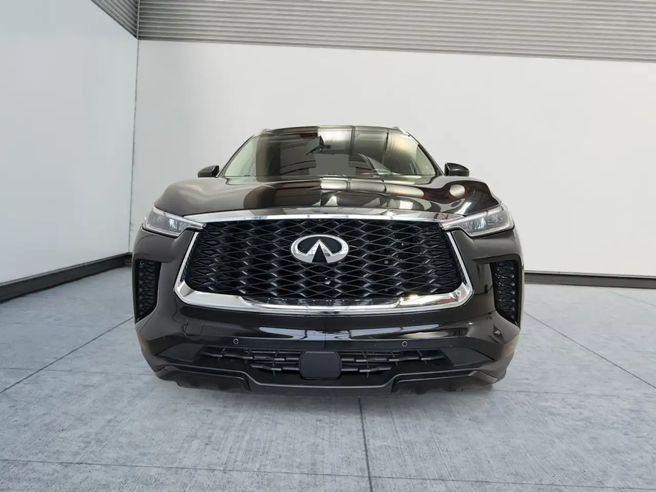 Infiniti QX60 - Image 2