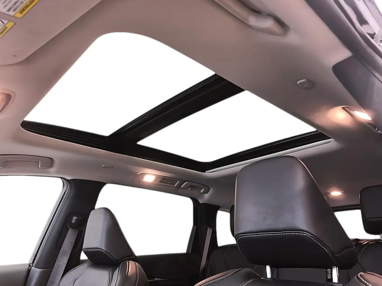 Infiniti QX60 - Image 23