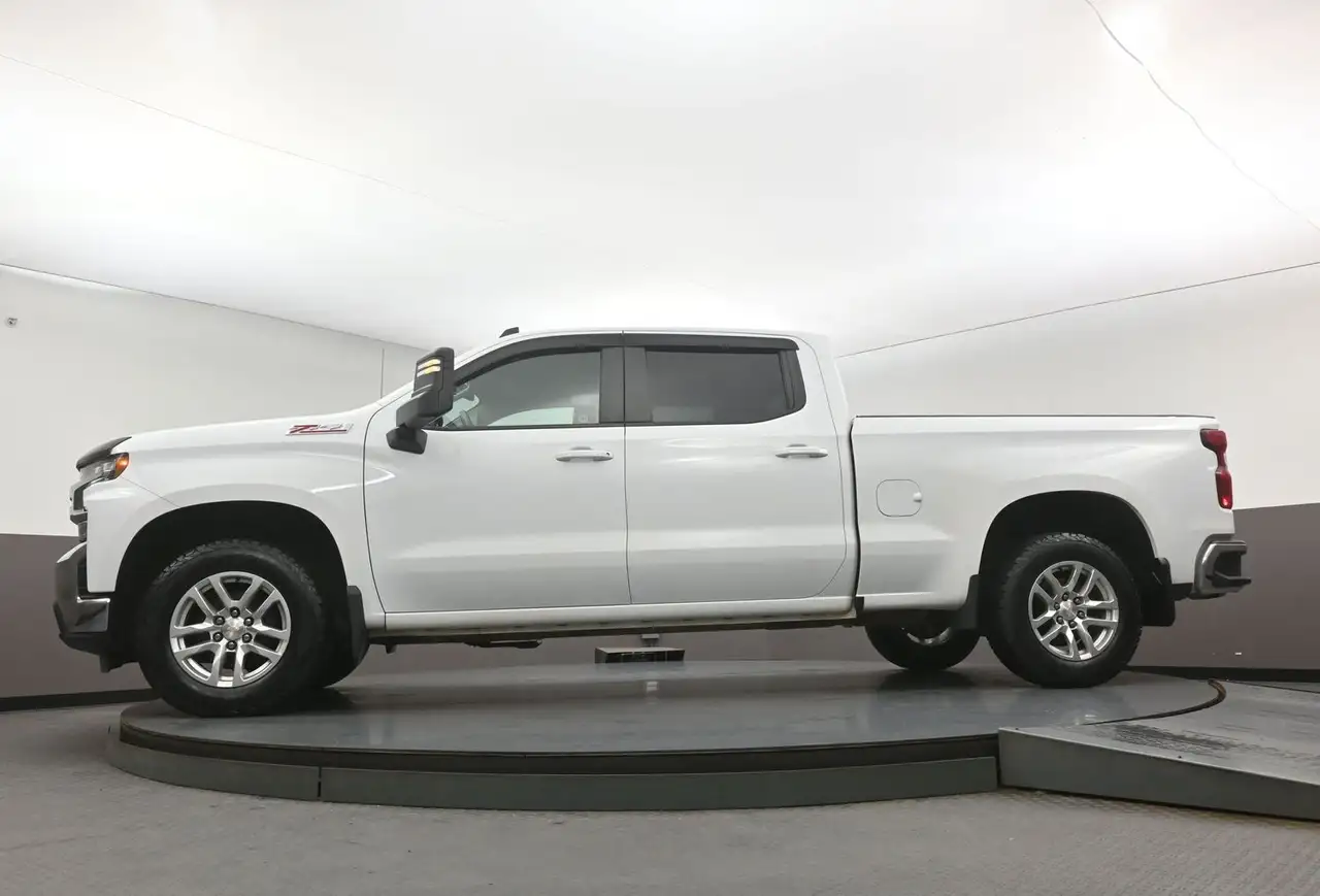 Chevrolet Silverado 1500 - Image 43