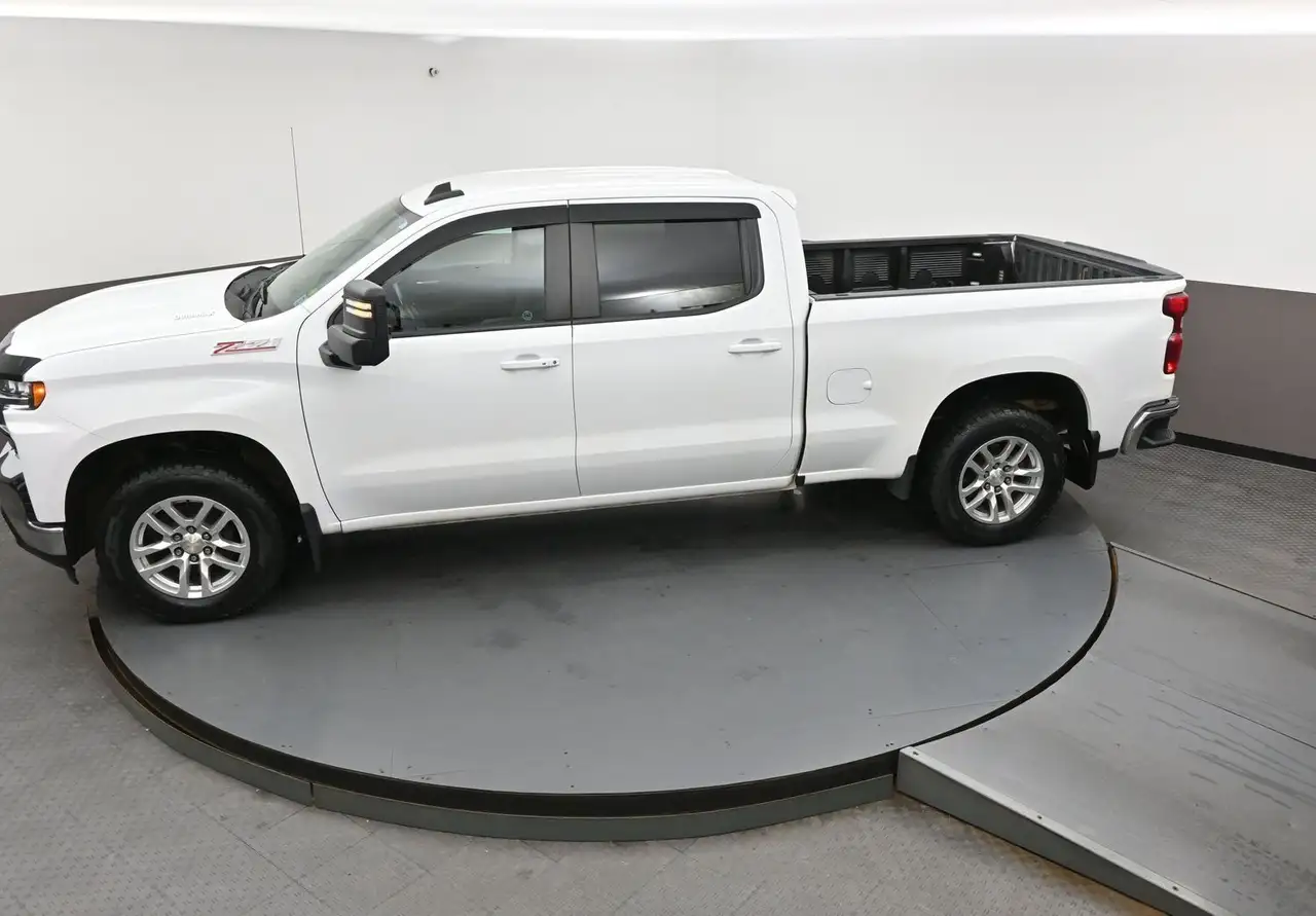 Chevrolet Silverado 1500 - Image 49