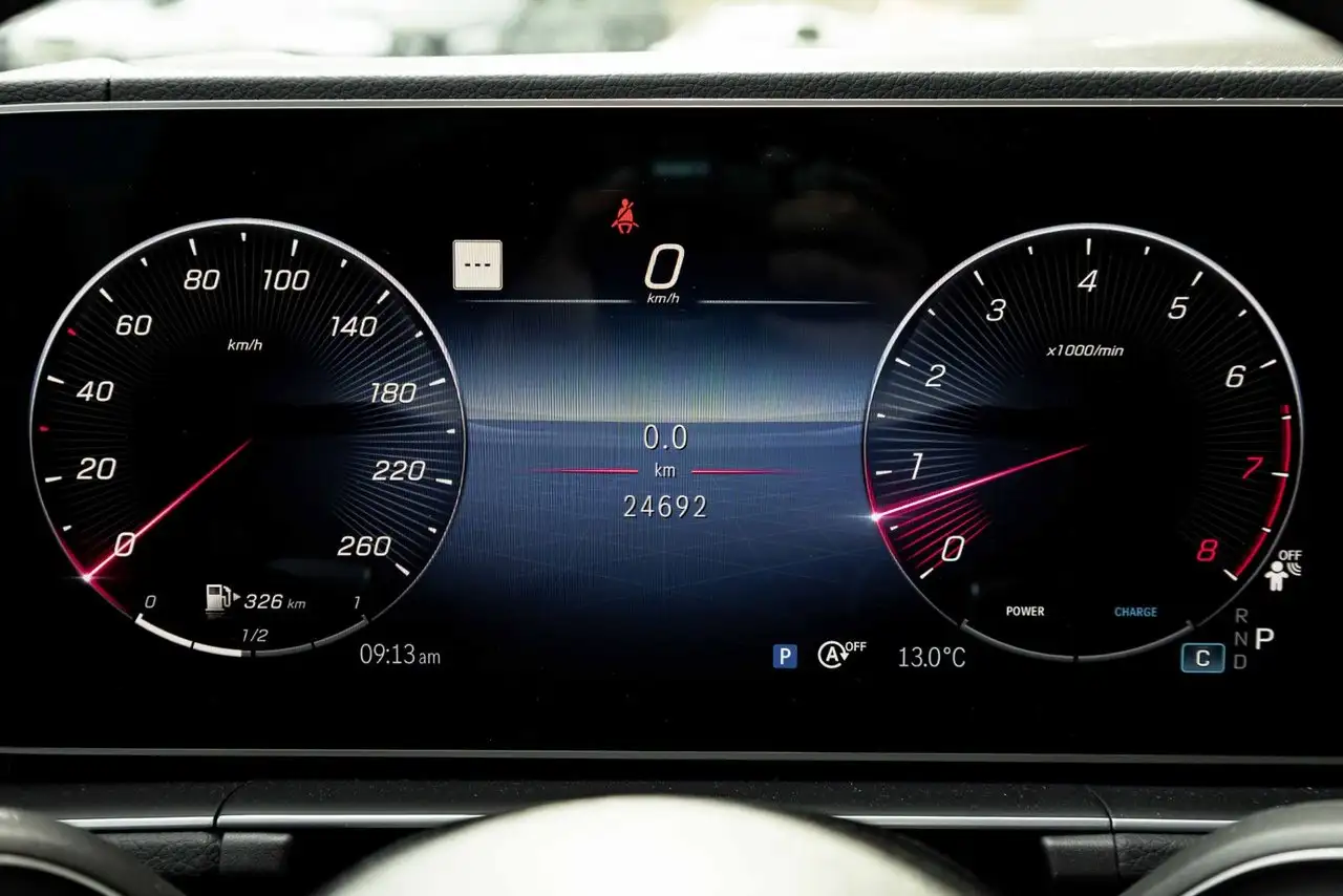 Mercedes-Benz GLE - Image 13