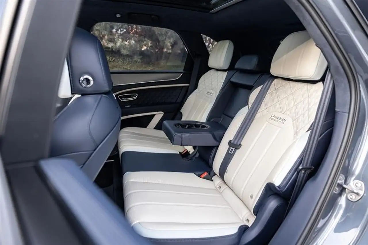Bentley Bentayga - Image 21