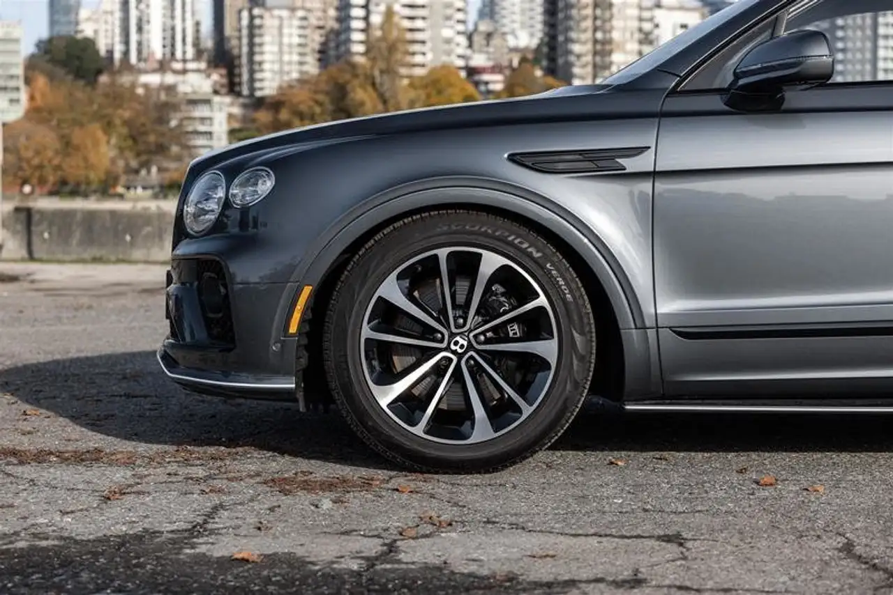 Bentley Bentayga - Image 7