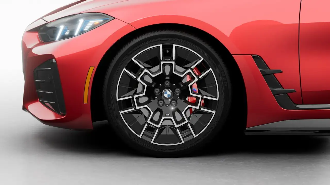 BMW i4 - Image 7