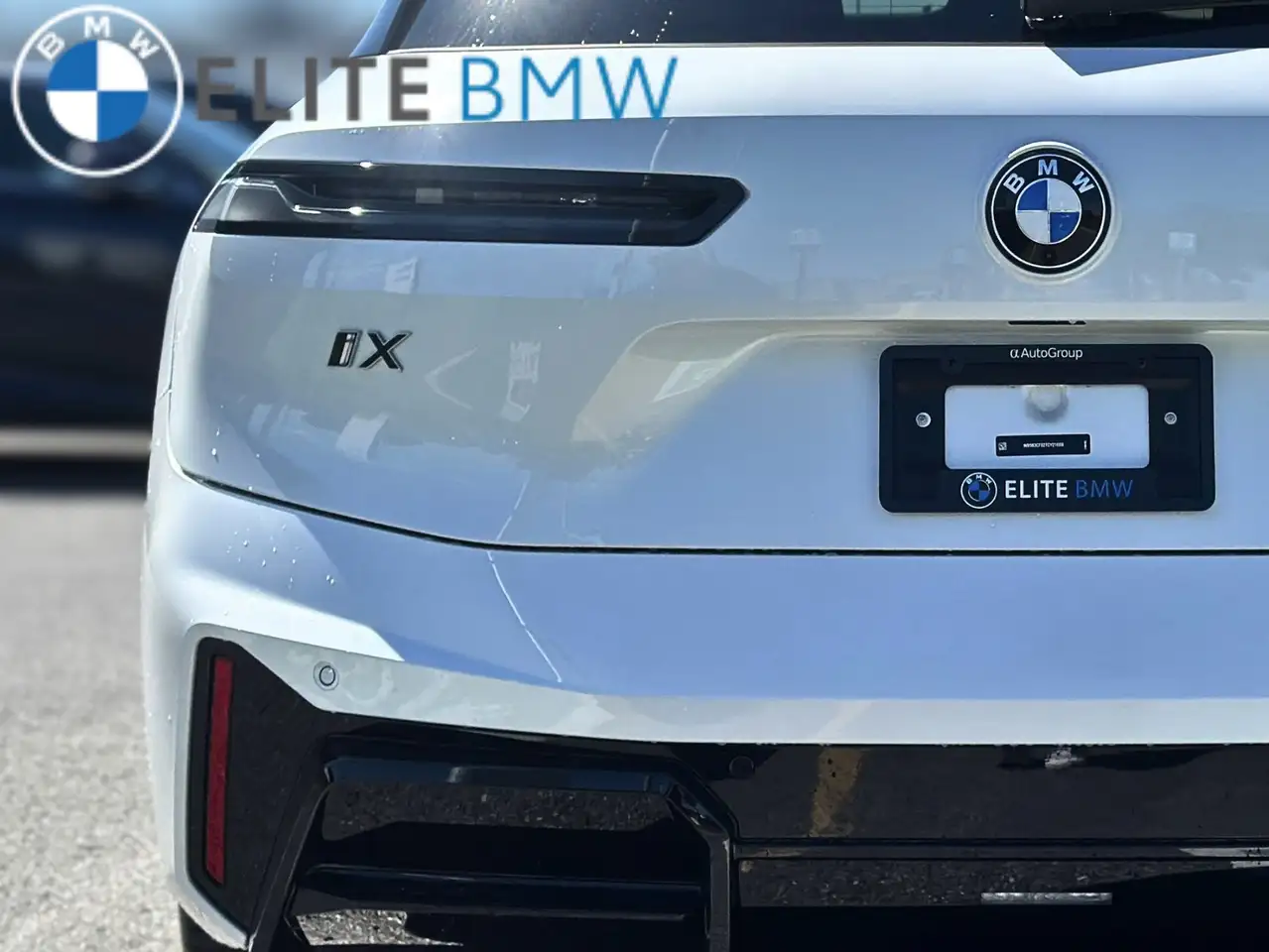 BMW iX - Image 38