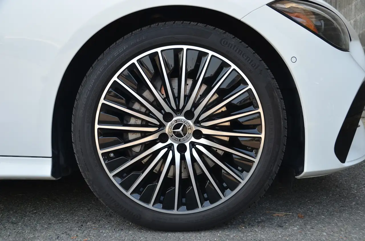 Mercedes-Benz CLE - Image 35