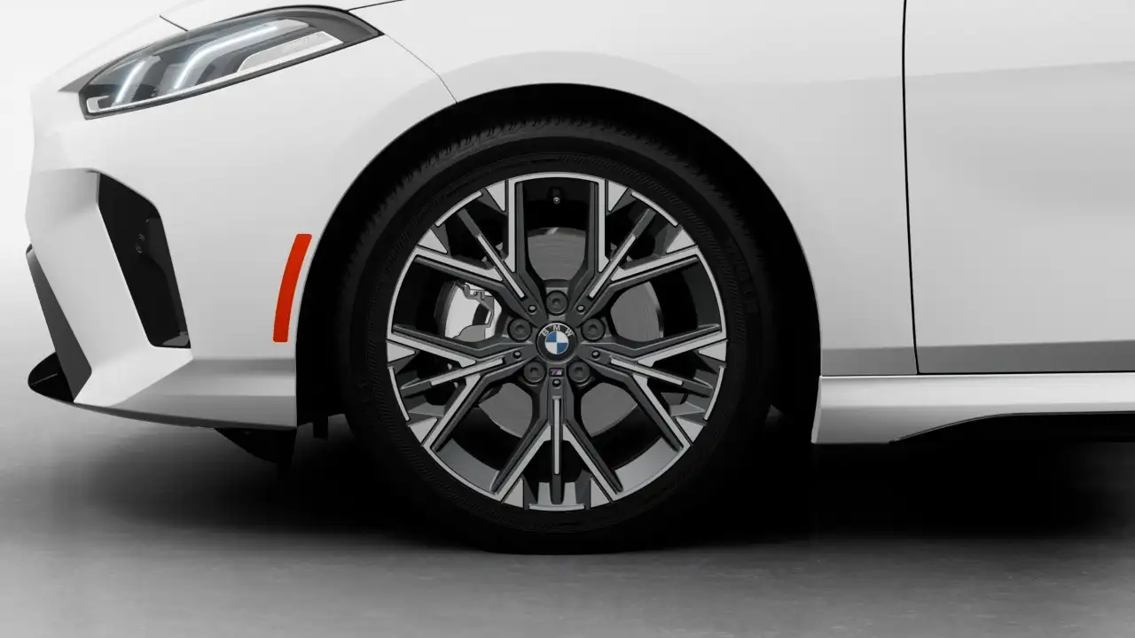 BMW 2 Series - Image 7