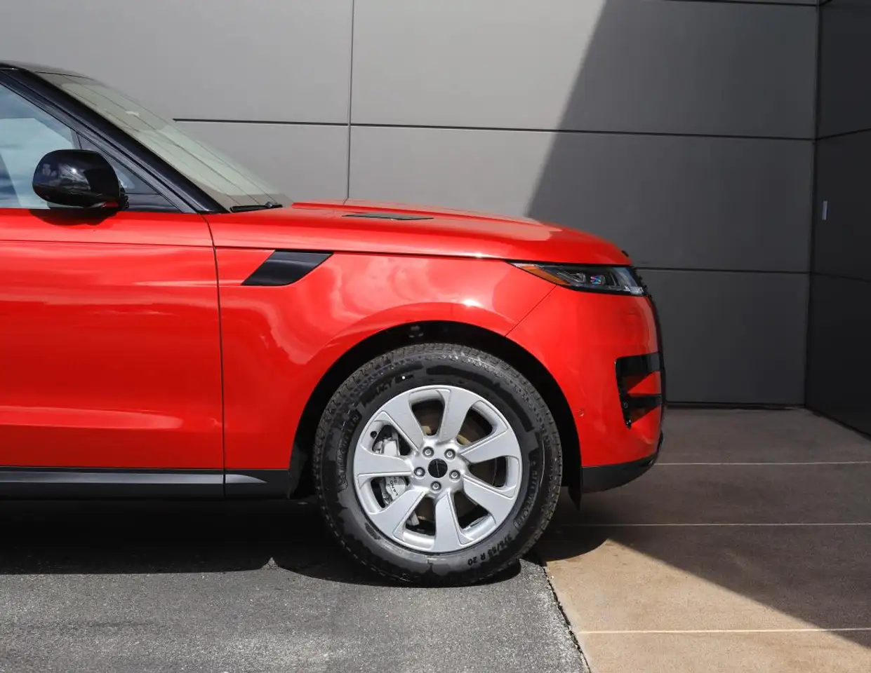 Land Rover Range Rover Sport - Image 8