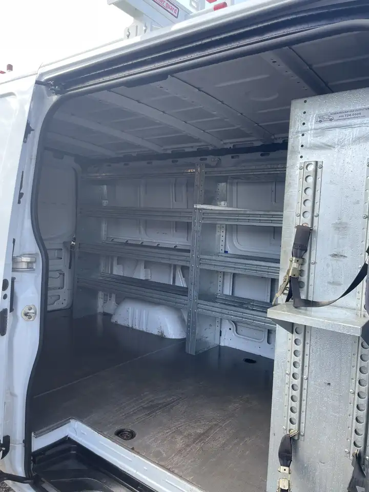 Mercedes-Benz Sprinter - Image 5