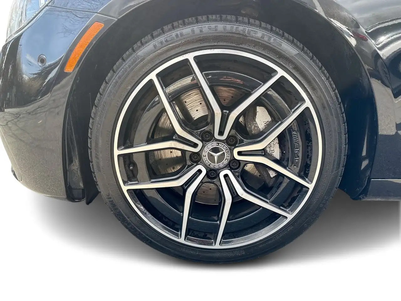 Mercedes-Benz E-Class - Image 14