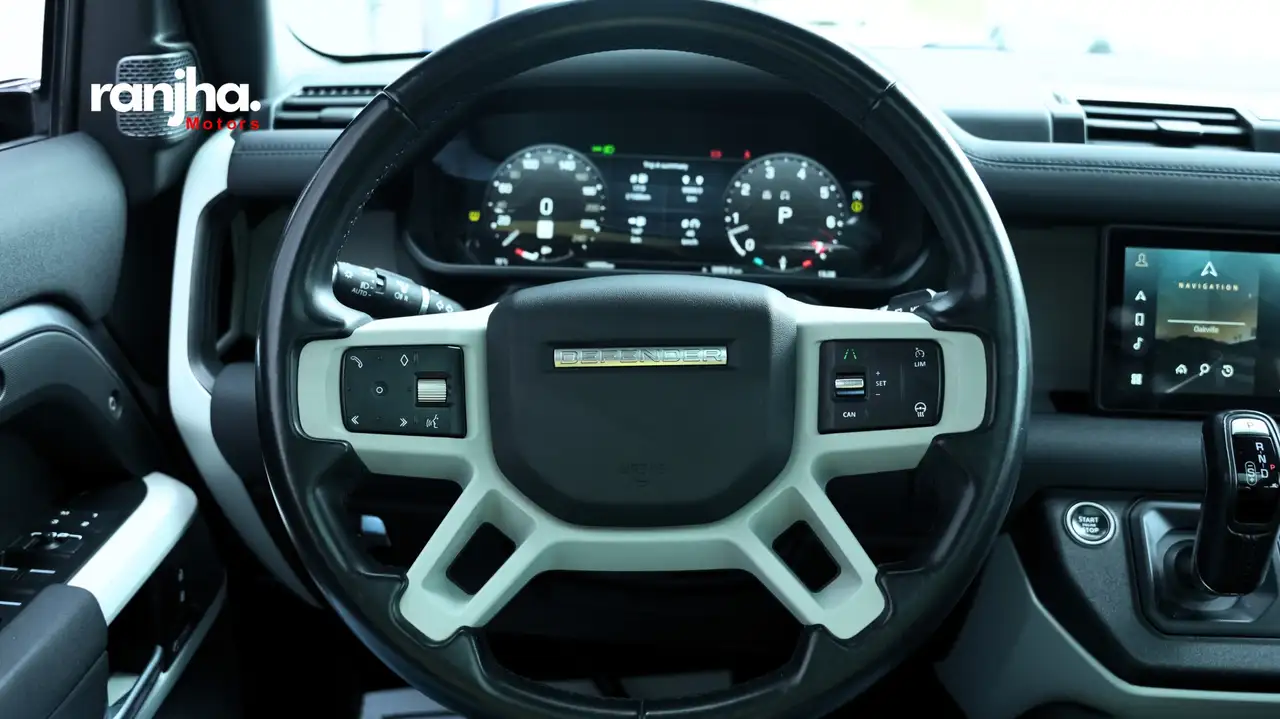Land Rover Defender - Image 28
