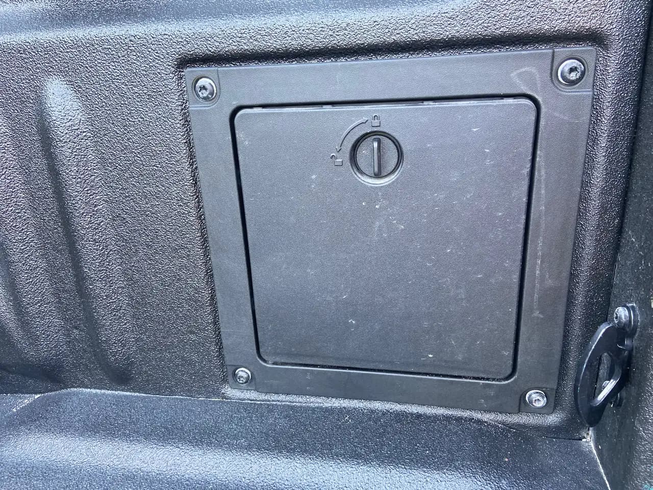 Ford F-150 - Image 7