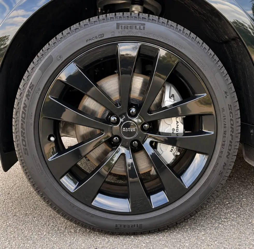 Land Rover Range Rover Sport - Image 8