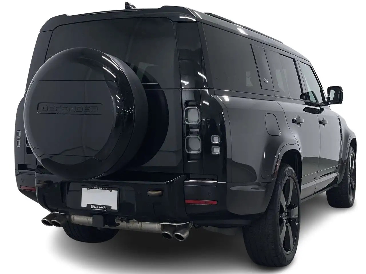 Land Rover Defender - Image 13