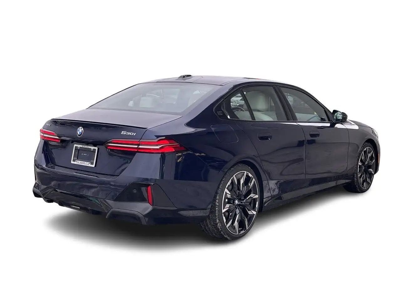 BMW 5 Series - Image 11