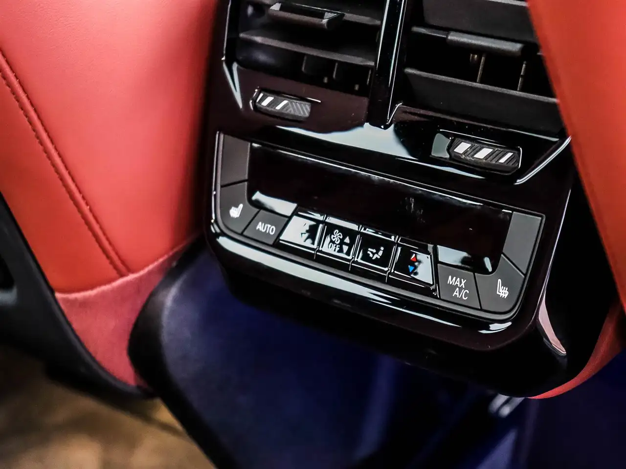 BMW iX - Image 19