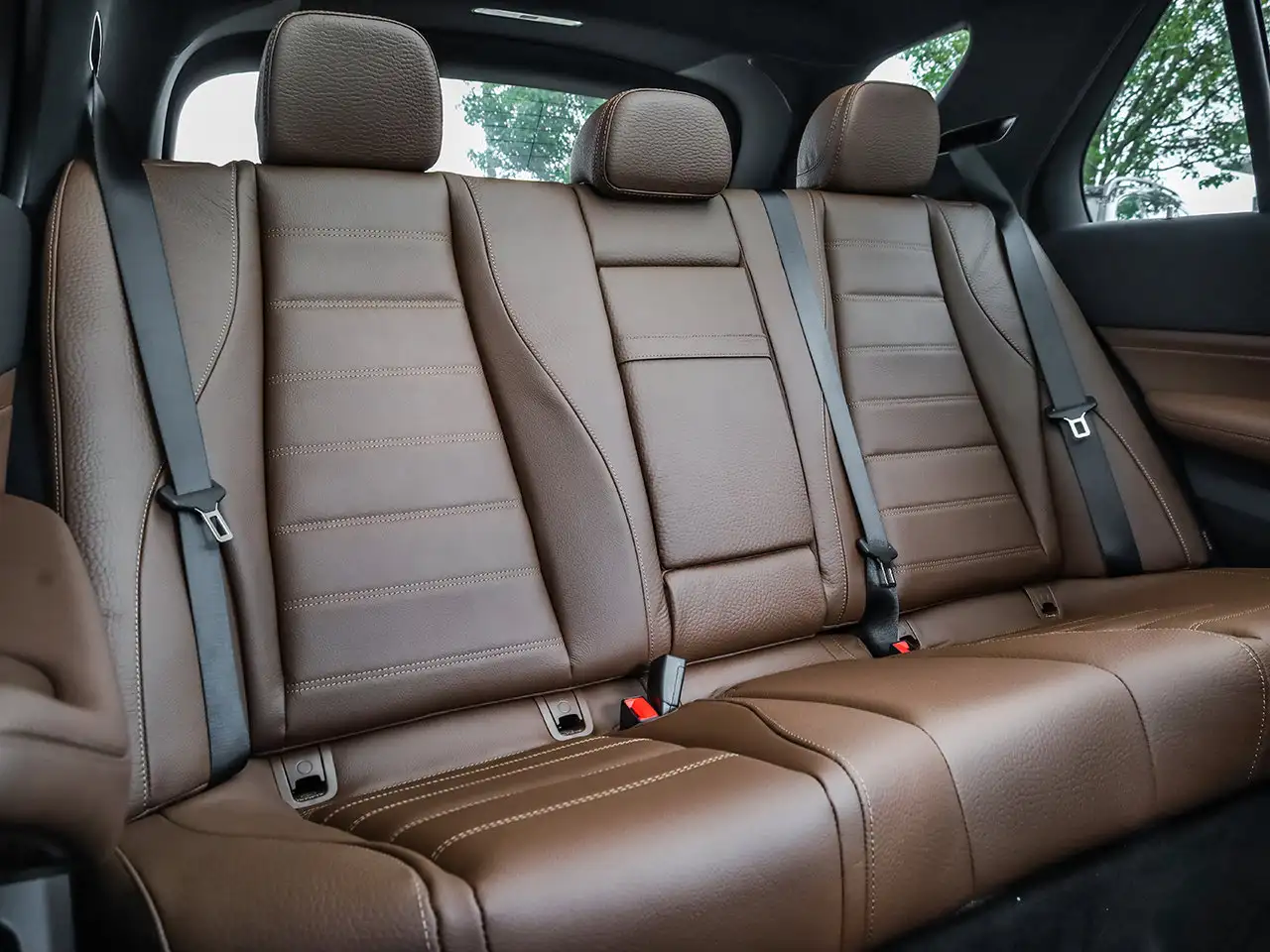 Mercedes-Benz GLE - Image 16