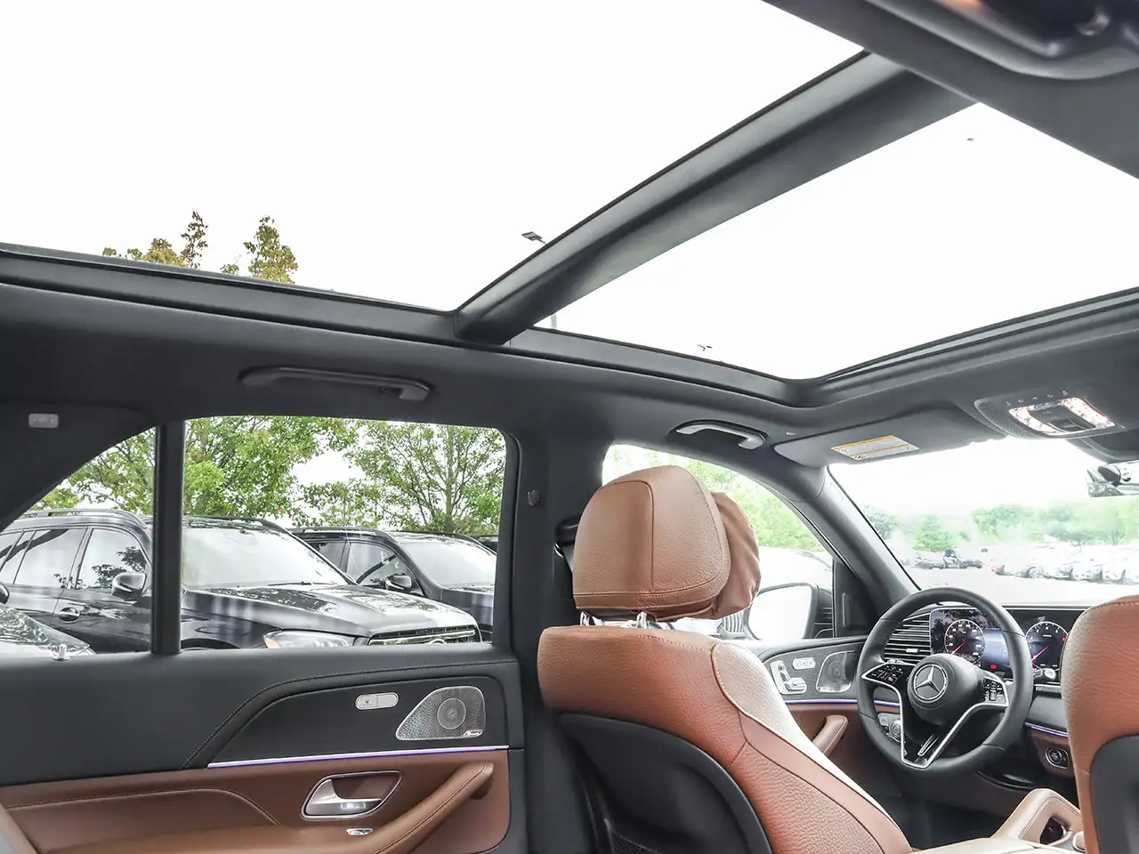 Mercedes-Benz GLE - Image 17