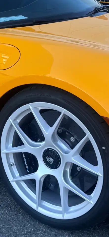 Porsche 911 - Image 7