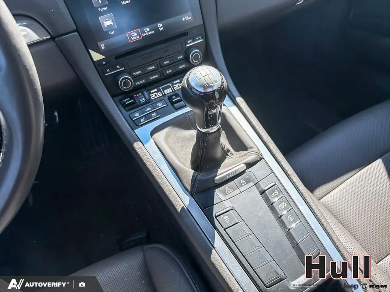 Porsche 718 Cayman - Image 15