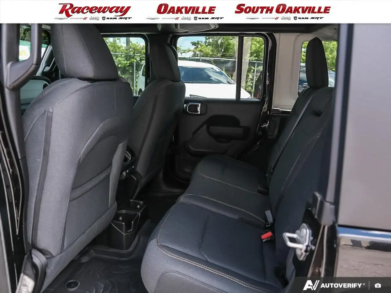 Jeep Wrangler - Image 25