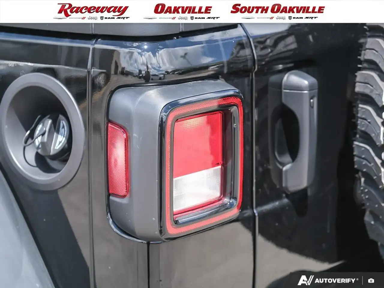 Jeep Wrangler - Image 13