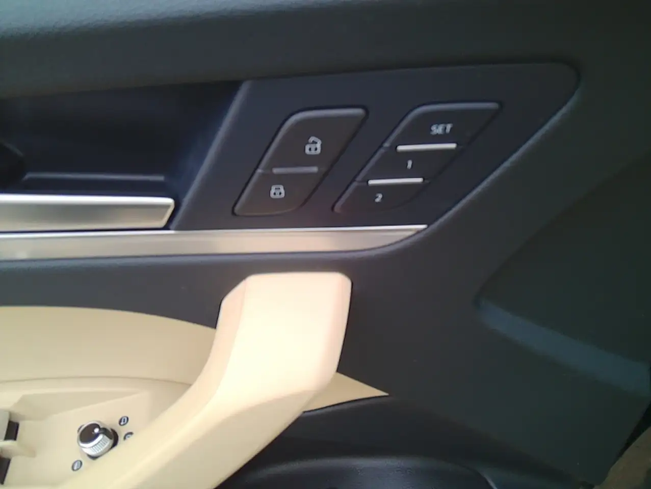 Audi Q5 - Image 18