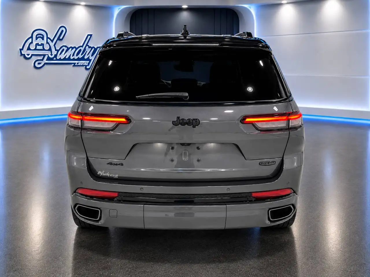 Jeep Grand Cherokee - Image 9